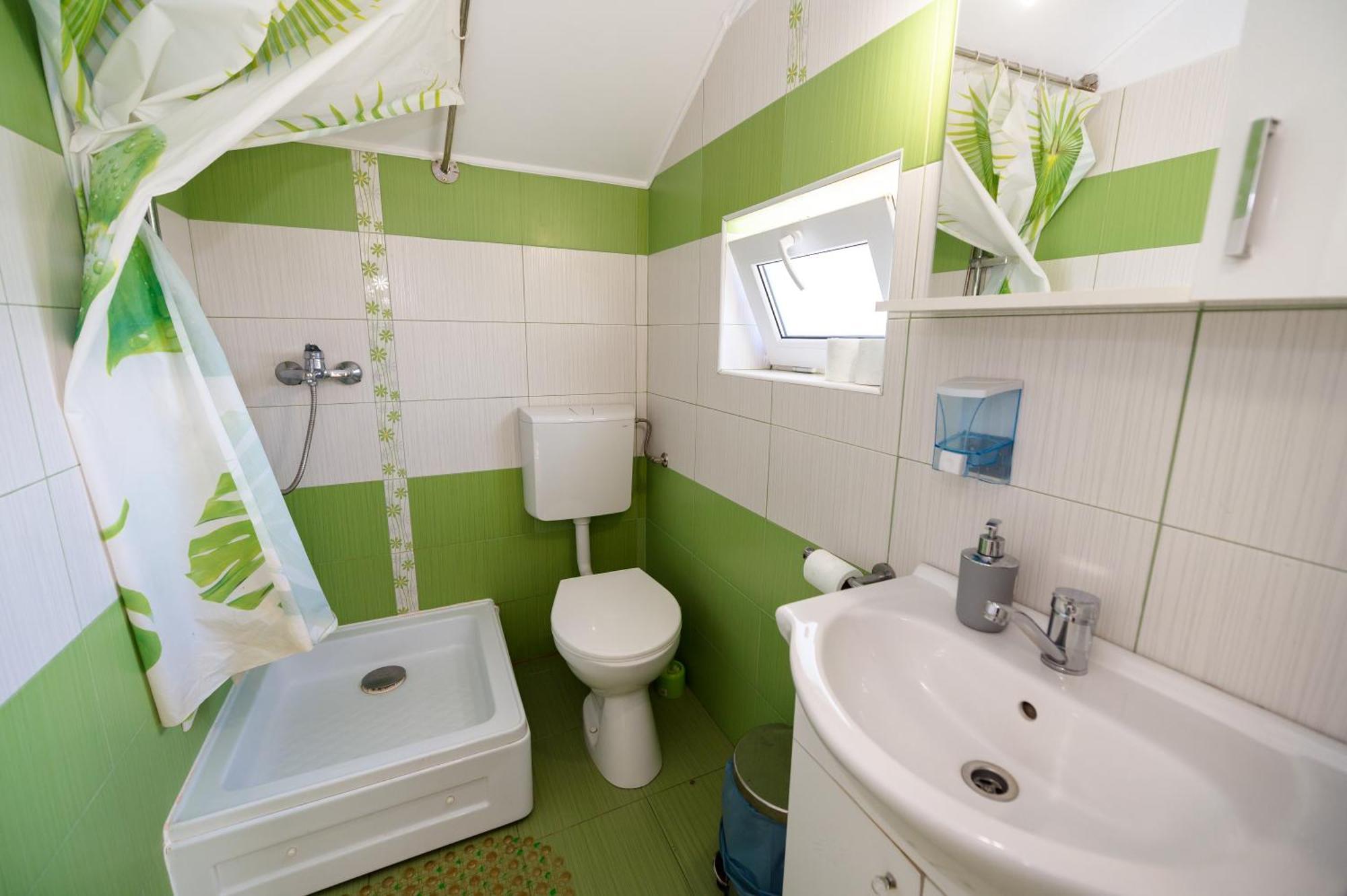Casa Alex Calimanesti Hotell Eksteriør bilde