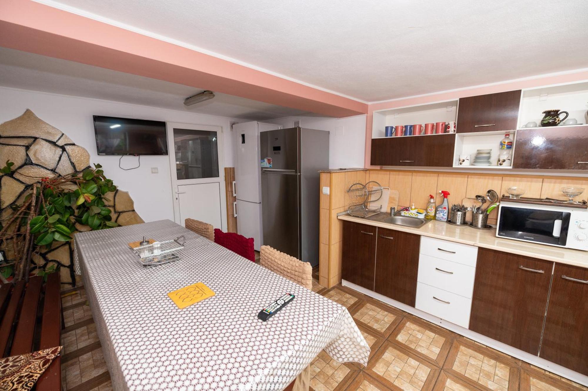 Casa Alex Calimanesti Hotell Eksteriør bilde